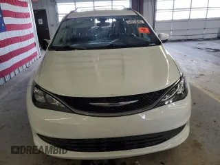 2020 Chrysler Voyager LXI with VIN 2C4RC1DG0LR268472, listed as a Copart auction lot 44815045 with 122,861 mi miles and Salvage Title. Bid and sale history available at carsss.com. Image 5.