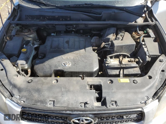 2007 Toyota RAV4 Sport z VIN JTMBK32V176020732, wystawiony jako Copart lot #50323625 z przebiegiem 186 763 mil mil oraz Czysty tytuł • Clean title. Historia ofert i sprzedaży dostępna na DreamBid. Obrazek 11.