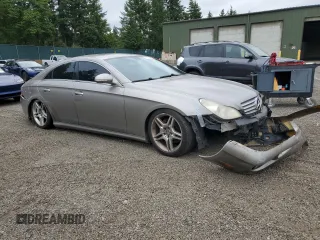 2006 Mercedes-Benz CLS 500 with VIN WDDDJ75X16A023034, listed as a Copart auction lot 61050305 with Not provided miles and Salvage title. Bid and sale history available at DreamBid. Image 4.