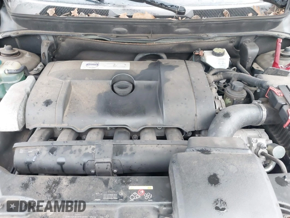 2011 Volvo XC90 I6 with VIN YV4952CZ0B1602518, listed as a IAAI auction lot 41451735 with 187,751 mi miles and . Bid and sale history available at DreamBid. Image 10.