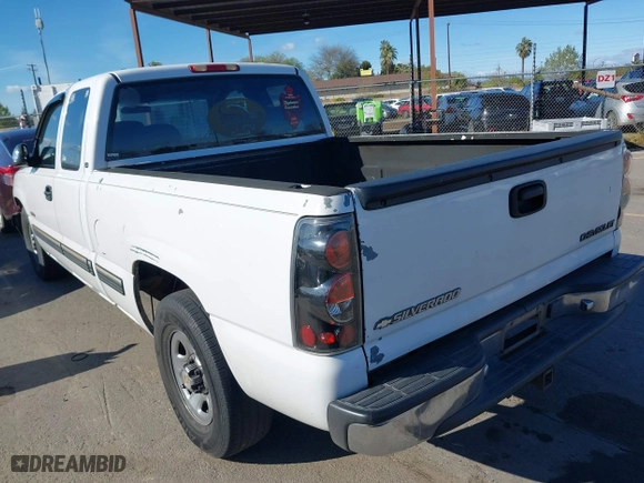 2001 Chevrolet Silverado 1500 LT with VIN 2GCEC19T511137148, listed as a IAAI auction lot 41831691 with 312,233 mi miles. Bid and sale history available at carsss.com. Image 3.