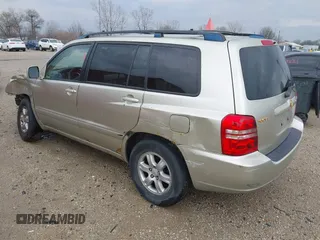 2002 Toyota Highlander z VIN JTEGD21A920030182, wystawiony jako IAAI lot #41944944 z przebiegiem 214 460 mil mil oraz . Historia ofert i sprzedaży dostępna na DreamBid. Obrazek 3.