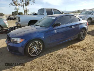 2013 BMW 1 Series 135i with VIN WBAUC9C53DVY60615, listed as a Copart auction lot 76811044 with 77,183 mi miles and Salvage Title. Bid and sale history available at carsss.com. Image 1.
