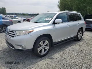 2013 Toyota Highlander Limited with VIN 5TDDK3EH5DS264104, listed as a Copart auction lot 61415115 with 110,745 mi miles and Clean title. Bid and sale history available at DreamBid. Image 1.