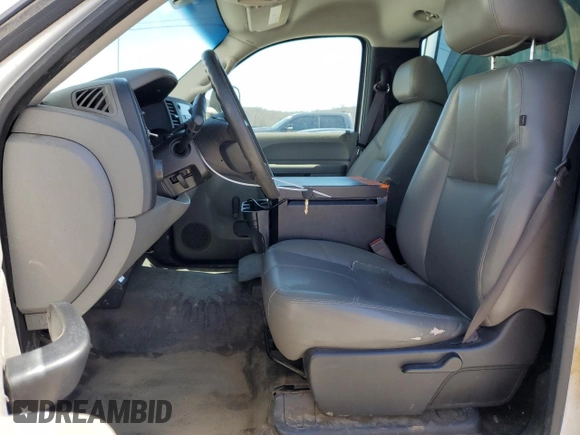 2013 Chevrolet Silverado 1500 Work Truck with VIN 1GCNCPEX8DZ270364, listed as a Copart auction lot 50548865 with 158,150 mi miles and Clean Title. Bid and sale history available at DreamBid. Image 7.
