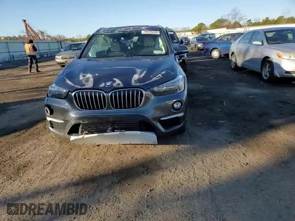 2019 BMW X1 xDrive28i with VIN WBXHT3C50K3H35538, listed as a Copart auction lot 70726232 with 27,847 mi miles. Bid and sale history available at carsss.com. Image 11.