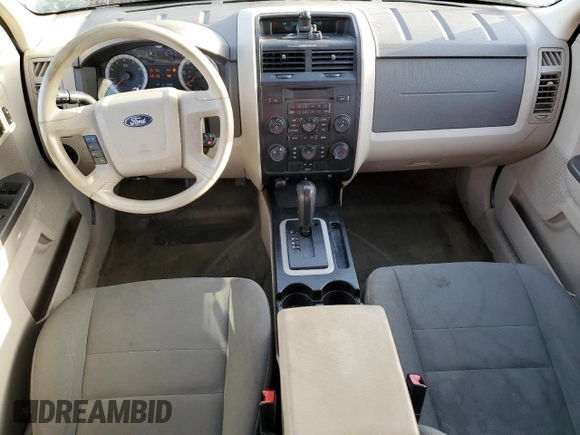 2009 Ford Escape XLS with VIN 1FMCU92749KB94402, listed as a Copart auction lot 60975645 with 171,202 mi miles and Clean title. Bid and sale history available at DreamBid. Image 8.