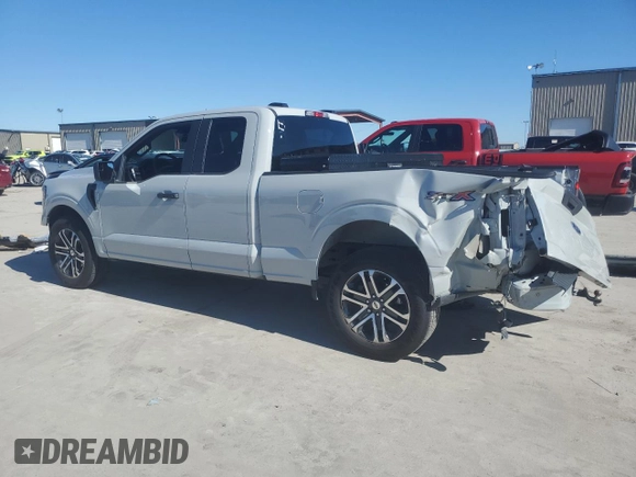 2023 Ford F-150 XL with VIN 1FTEX1CP8PKE67066, listed as a Copart auction lot 43730895 with 24,895 mi miles and Clean title. Bid and sale history available at DreamBid. Image 2.