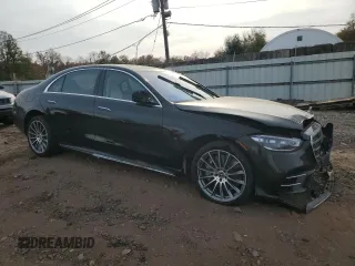 2024 Mercedes-Benz S 580 z VIN W1K6G7GB8RA270094, wystawiony jako Copart lot #78233864 z przebiegiem 3 565 mil mil oraz Szkoda całkowita • Salvage title. Historia ofert i sprzedaży dostępna na DreamBid. Obrazek 4.