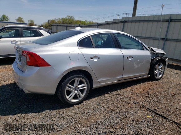2015 Volvo S60 T5 Premier with VIN YV1612TB6F1310005, listed as a Copart auction lot 53842785 with 102,190 mi miles and Salvage Title. Bid and sale history available at carsss.com. Image 3.