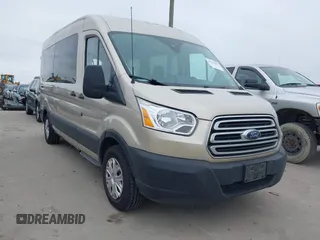 2019 Ford Transit Passenger XL with VIN 1FBAX2CM4KKA98570, listed as a IAAI auction lot 41639583 with 117,876 mi miles. Bid and sale history available at carsss.com. Image 1.