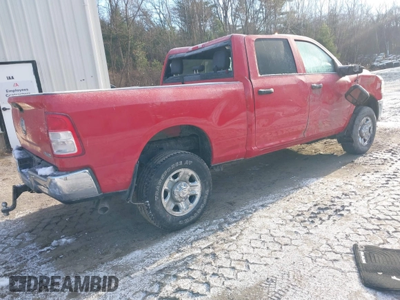 2024 Ram 2500 Tradesman z VIN 3C6UR5CJ0RG181612, wystawiony jako IAAI lot #41005946 z przebiegiem 12 715 mil mil oraz . Historia ofert i sprzedaży dostępna na DreamBid. Obrazek 4.