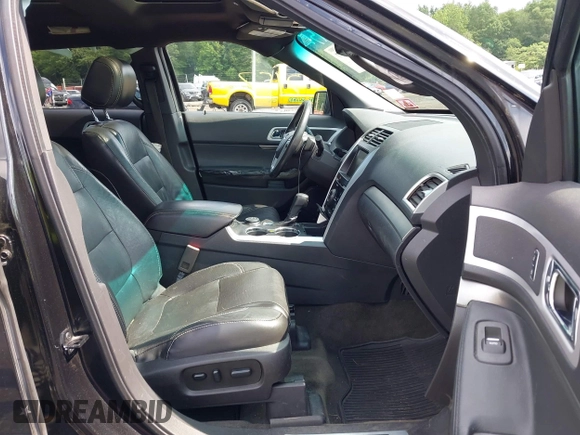 2015 Ford Explorer Sport z VIN 1FM5K8GTXFGA00534, wystawiony jako IAAI lot #42562157 z przebiegiem 178 420 mil mil oraz . Historia ofert i sprzedaży dostępna na DreamBid. Obrazek 5.