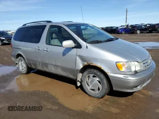 2003 Toyota Sienna LE with VIN 4T3ZF13C03U536285, listed as a Copart auction lot 51961005 with 359,820 mi miles and Salvage Title. Bid and sale history available at carsss.com. Image 4.