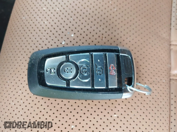 2024 Ford Expedition Platinum с VIN 1FMJU1M87REA86904, выставлен на аукционе IAAI как лот 42335782 с пробегом 6 411 миль миль и . История ставок и продаж доступна на DreamBid. Изображение 11.
