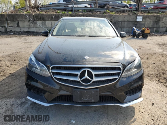 2015 Mercedes-Benz E 350 Luxury with VIN WDDHF8JB3FB118479, listed as a Copart auction lot 54302505 with 103,537 mi miles and Salvage Title. Bid and sale history available at DreamBid. Image 5.