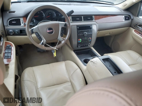 2008 GMC Yukon SLT w/4SB with VIN 1GKFC13J48R220037, listed as a Copart auction lot 44947105 with 274,618 mi miles and Salvage Title. Bid and sale history available at carsss.com. Image 8.