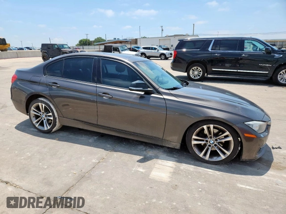 2015 BMW 3 Series 328i with VIN WBA3A5C55FF610865, listed as a Copart auction lot 59675825 with 186,429 mi miles and Salvage title. Bid and sale history available at DreamBid. Image 4.