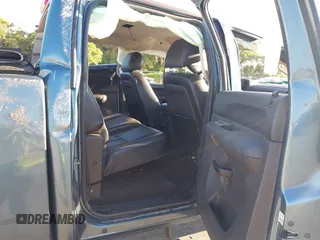 2010 GMC Sierra 1500 SLE z VIN 3GTRKVE30AG239997, wystawiony jako IAAI lot #42056748 z przebiegiem 159 931 mil mil oraz . Historia ofert i sprzedaży dostępna na DreamBid. Obrazek 8.