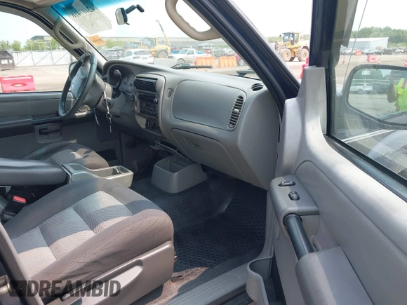 2003 Ford Explorer Sport Trac XLS with VIN 1FMZU77E83UA99813, listed as a IAAI auction lot 42407416 with 280,018 mi miles and . Bid and sale history available at DreamBid. Image 5.