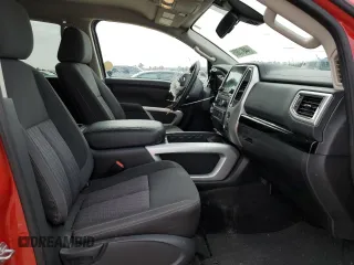 2021 Nissan Titan SV z VIN 1N6AA1EF0MN507040, wystawiony jako Copart lot #44913805 z przebiegiem 31 349 mil mil oraz Szkoda całkowita • Salvage title. Historia ofert i sprzedaży dostępna na DreamBid. Obrazek 7.