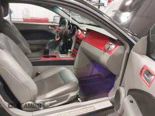 2006 Ford Mustang Standard with VIN 1ZVHT80N565237483, listed as a IAAI auction lot 42212367 with 132,005 mi miles and . Bid and sale history available at carsss.com. Image 5.