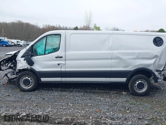 2020 Ford Transit Cargo with VIN 1FTYE1Y86LKA08570, listed as a IAAI auction lot 41571478 with 21,405 mi miles and . Bid and sale history available at DreamBid. Image 14.