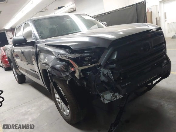 2024 Toyota Tundra 4WD SR5 with VIN 5TFLA5DB6RX209041, listed as a IAAI auction lot 40935127 with 9,735 mi miles. Bid and sale history available at carsss.com. Image 1.