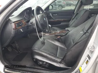 2011 BMW 3 Series 328i xDrive z VIN WBAPK7G55BNN58674, wystawiony jako Copart lot #85578814 z przebiegiem Nie podano mil oraz Szkoda całkowita • Salvage title. Historia ofert i sprzedaży dostępna na DreamBid. Obrazek 7.