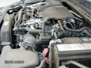 2020 Toyota Camry SE z VIN 4T1G11AK4LU342383, wystawiony jako IAAI lot #43019876 z przebiegiem 111 118 mil mil oraz . Historia ofert i sprzedaży dostępna na DreamBid. Obrazek 19.