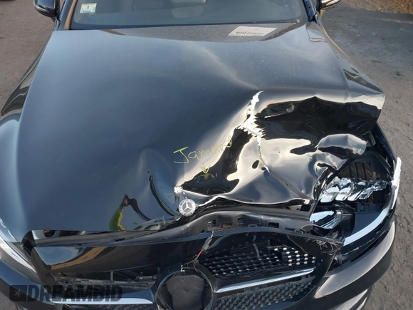 2018 Mercedes-Benz C 300 z VIN WDDWJ4KB0JF637536, wystawiony jako IAAI lot #40845998 z przebiegiem 49 846 mil mil oraz . Historia ofert i sprzedaży dostępna na DreamBid. Obrazek 10.