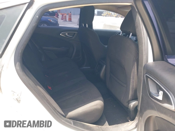 2015 Chrysler 200 Limited с VIN 1C3CCCABXFN602619, выставлен на аукционе IAAI как лот 42406804 с пробегом 141 277 миль миль и . История ставок и продаж доступна на DreamBid. Изображение 8.