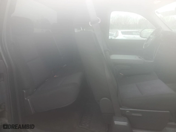 2010 Chevrolet Silverado 1500 LT with VIN 1GCSKSE31AZ128570, listed as a Copart auction lot 50063485 with 200,814 mi miles and Salvage Title. Bid and sale history available at carsss.com. Image 10.