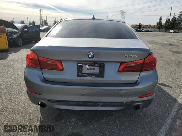 2020 BMW 5 Series 530i with VIN WBAJR3C02LWW69439, listed as a Copart auction lot 42242975 with 26,208 mi miles and Salvage Title. Bid and sale history available at DreamBid. Image 6.