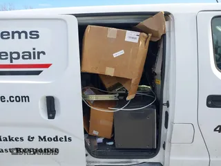 2016 Nissan NV200 S z VIN 3N6CM0KN3GK692362, wystawiony jako IAAI lot #41743123 z przebiegiem 168 260 mil mil oraz . Historia ofert i sprzedaży dostępna na DreamBid. Obrazek 8.