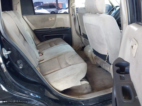 2003 Toyota Highlander with VIN JTEHF21A130145066, listed as a IAAI auction lot 41745011 with 197,153 mi miles. Bid and sale history available at carsss.com. Image 8.