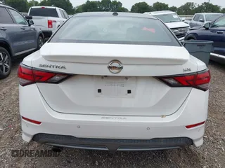 2020 Nissan Sentra SR z VIN 3N1AB8DV6LY241609, wystawiony jako IAAI lot #42255322 z przebiegiem 52 193 mil mil oraz . Historia ofert i sprzedaży dostępna na DreamBid. Obrazek 17.