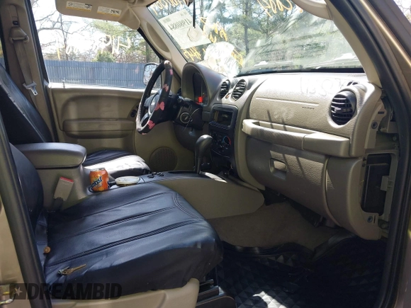2005 Jeep Liberty Sport with VIN 1J4GL48K35W568972, listed as a IAAI auction lot 41980884 with 198,430 mi miles and . Bid and sale history available at DreamBid. Image 5.