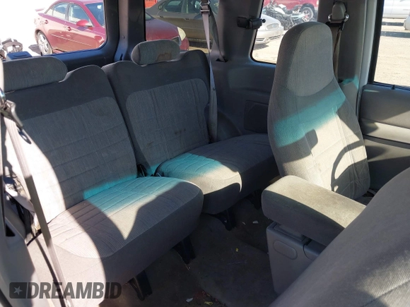 1997 Ford Explorer с VIN 1FMCU24X5VUD16929, выставлен на аукционе IAAI как лот 41984837 с пробегом 94 333 миль миль и . История ставок и продаж доступна на DreamBid. Изображение 8.