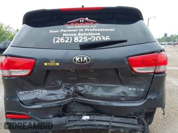 2016 Kia Sorento EX with VIN 5XYPHDA5XGG159251, listed as a IAAI auction lot 42414315 with 132,051 mi miles and . Bid and sale history available at DreamBid. Image 6.