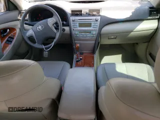 2008 Toyota Camry LE z VIN 4T1BK46K58U560311, wystawiony jako Copart lot #56431825 z przebiegiem 209 626 mil mil oraz Szkoda całkowita • Salvage title. Historia ofert i sprzedaży dostępna na DreamBid. Obrazek 8.