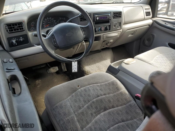 2000 Ford Super Duty F-250 XL with VIN 1FTNX21F8YEC71662, listed as a Copart auction lot 45209725 with 163,572 mi miles and Clean Title. Bid and sale history available at carsss.com. Image 8.