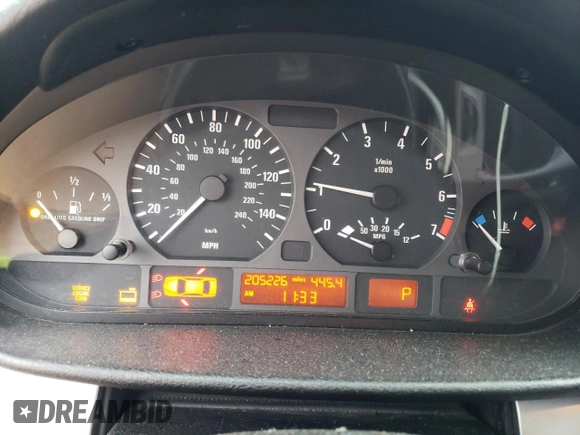 2004 BMW 3 Series 325i with VIN WBAAZ33444KP85267, listed as a Copart auction lot 84643124 with 205,226 mi miles and Salvage Title. Bid and sale history available at carsss.com. Image 9.