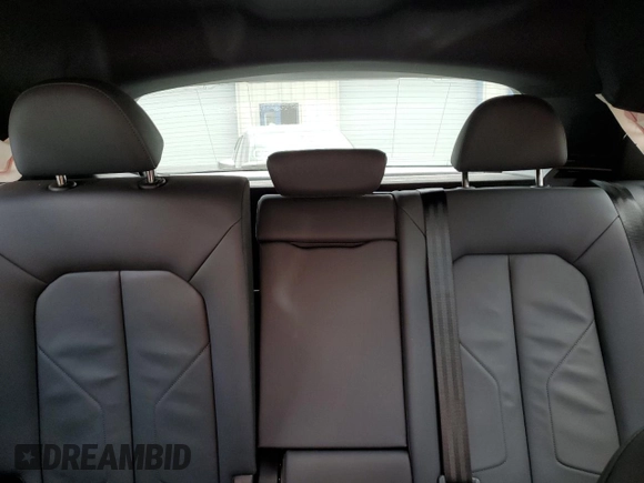 2023 Audi Q3 S line Premium z VIN WA1DECF37P1148165, wystawiony jako Copart lot #60192885 z przebiegiem 27 657 mil mil oraz Szkoda całkowita • Salvage title. Historia ofert i sprzedaży dostępna na DreamBid. Obrazek 10.
