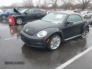 2013 Volkswagen Beetle 2.5L with VIN 3VW5P7AT8DM832656, listed as a IAAI auction lot 41729356 with 124,156 mi miles and . Bid and sale history available at DreamBid. Image 16.