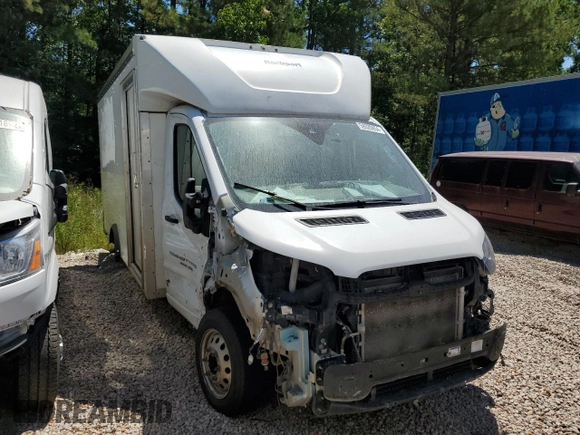 2021 Ford Transit with VIN 1FDBF8PG8MKA05168, listed as a Copart auction lot 59320854 with Not Provided miles and Salvage Title. Bid and sale history available at DreamBid. Image 4.
