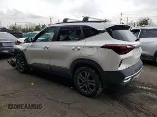 2023 Kia Seltos S z VIN KNDEUCAAXP7401608, wystawiony jako Copart lot #51312105 z przebiegiem 31 249 mil mil oraz Szkoda całkowita • Salvage title. Historia ofert i sprzedaży dostępna na DreamBid. Obrazek 2.