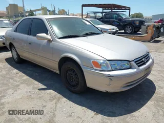 2000 Toyota Camry CE с VIN 4T1BG22K2YU924681, выставлен на аукционе IAAI как лот 42517917 с пробегом 228 920 миль миль и . История ставок и продаж доступна на DreamBid. Изображение 1.