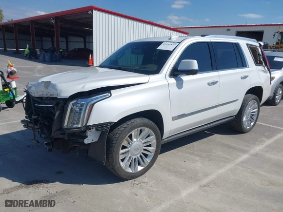 2016 Cadillac Escalade Platinum with VIN 1GYS3DKJ0GR421326, listed as a IAAI auction lot 41895557 with 78,398 mi miles. Bid and sale history available at carsss.com. Image 18.