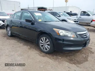 2012 Honda Accord EX z VIN 1HGCP2F75CA092506, wystawiony jako IAAI lot #41691890 z przebiegiem 202 983 mil mil oraz . Historia ofert i sprzedaży dostępna na DreamBid. Obrazek 1.